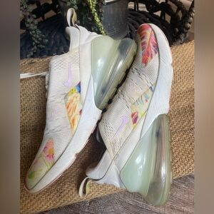 Nike women’s shoes 8.5